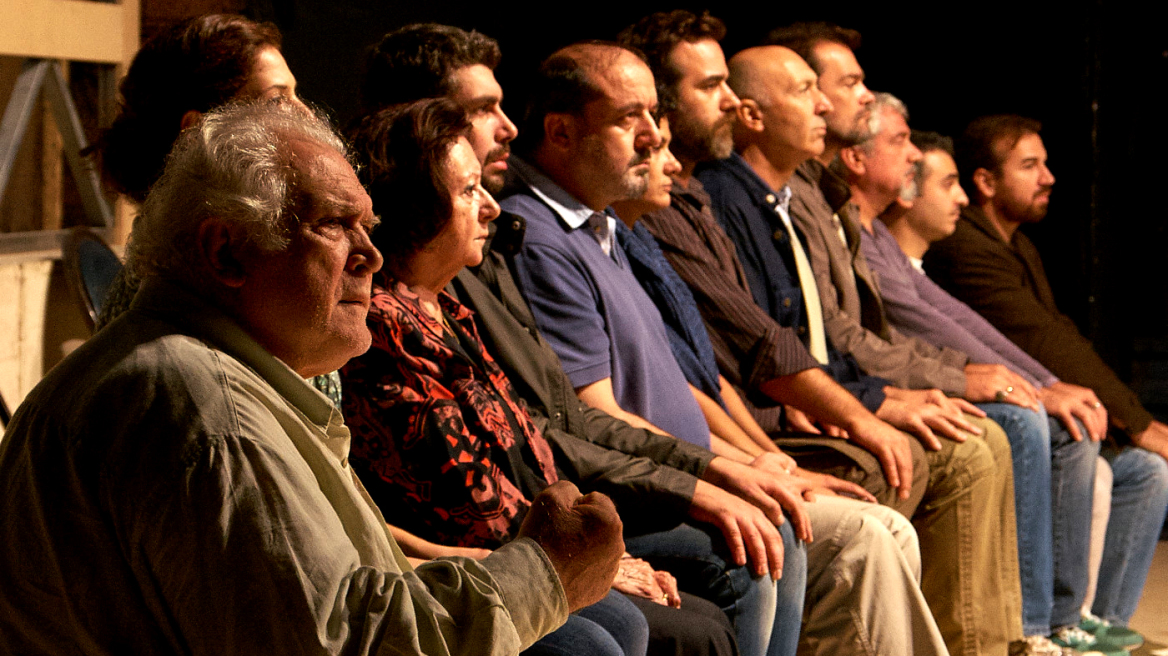 «Ανακριτής» γίνεται ο Κώστας Καζάκος στο θέατρο «Τζένη Καρέζη»