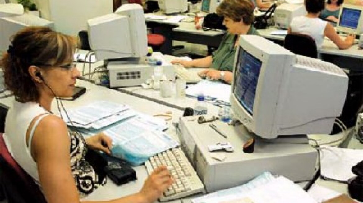 Τα «παραθυράκια» και οι ευνοϊκές διατάξεις για τη συνταξιοδότηση 1 εκατ. γυναικών