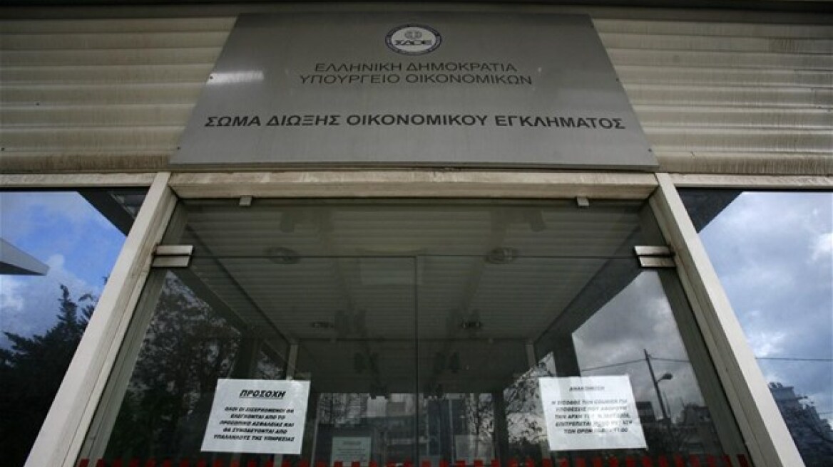 ΣΔΟΕ: Κατέσχεσε 16 τόνους λαθραίου οινοπνεύματος στα Τέμπη! 