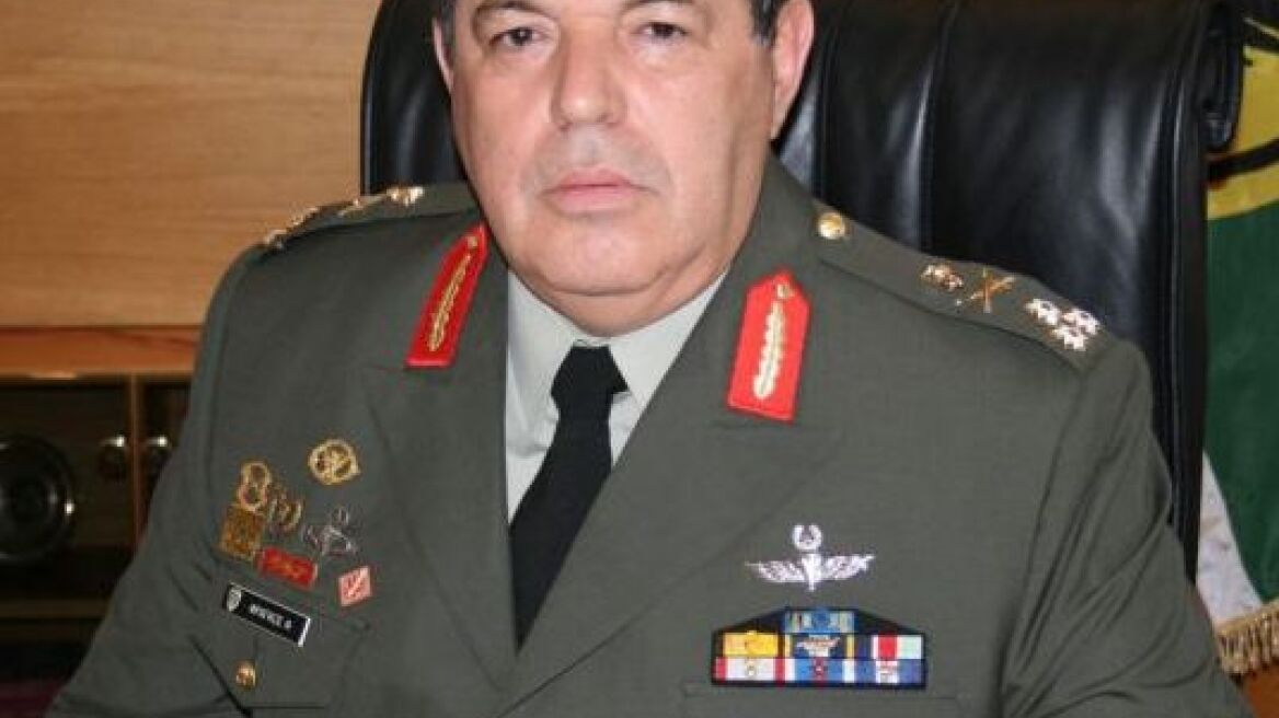 Φράγκος Φραγκούλης: Μόνο οι στρατηγοί του καναπέ φοβούνται