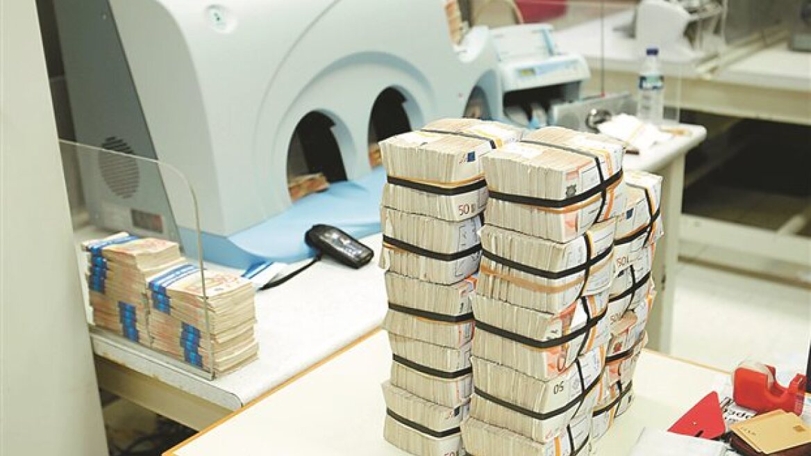 ΥΠΟΙΚ: Στα 2,632 δισ. ευρώ το πρωτογενές πλεόνασμα στο 9μηνο