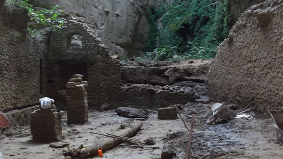 Πύργος: Σε λίμνη έχει μετατραπεί το παγκόσμιο μνημείο της Μονής Ασκητή