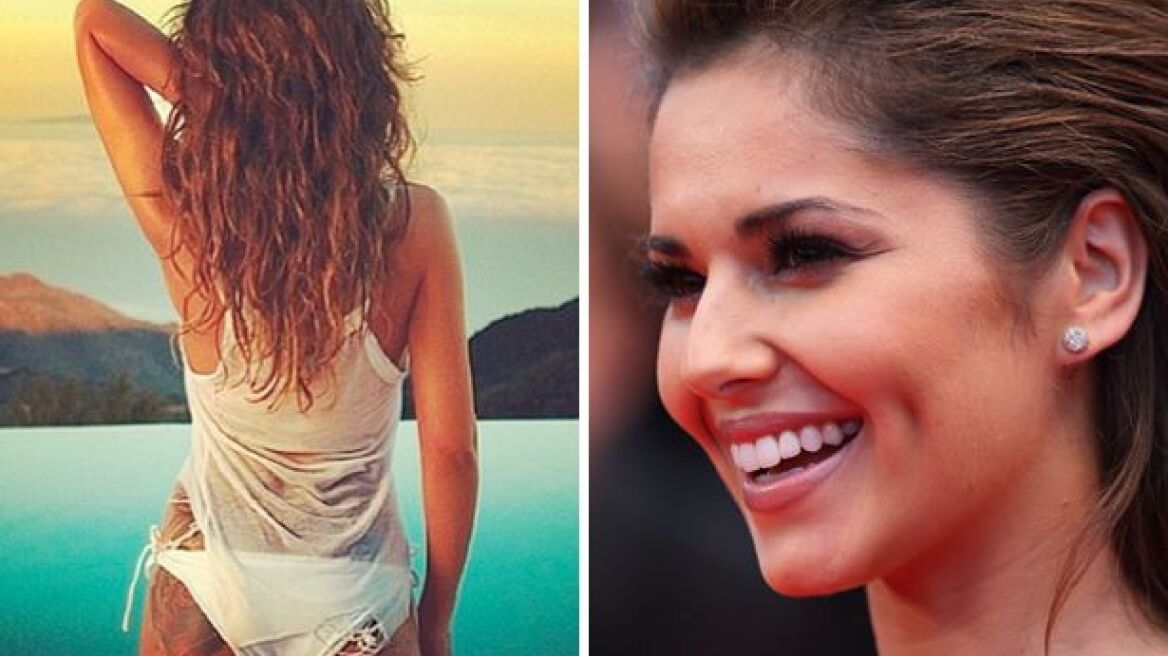 Η Cheryl Cole μας δείχνει τα... τριανταφυλλένια της οπίσθια