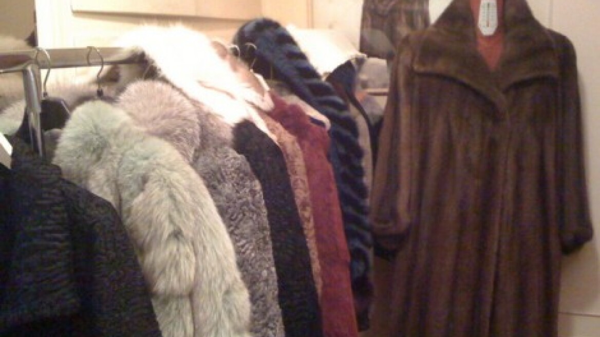 Έκλεψαν γουναρικά αξίας 1,3 εκατ. ευρώ από κατάστημα στην Καστοριά