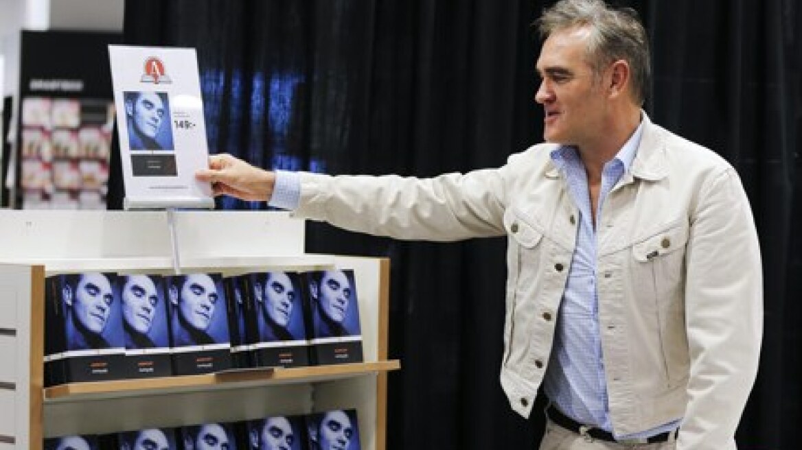 «Τρελές» πωλήσεις κάνει η αυτοβιογραφία του Μόρισεϊ!