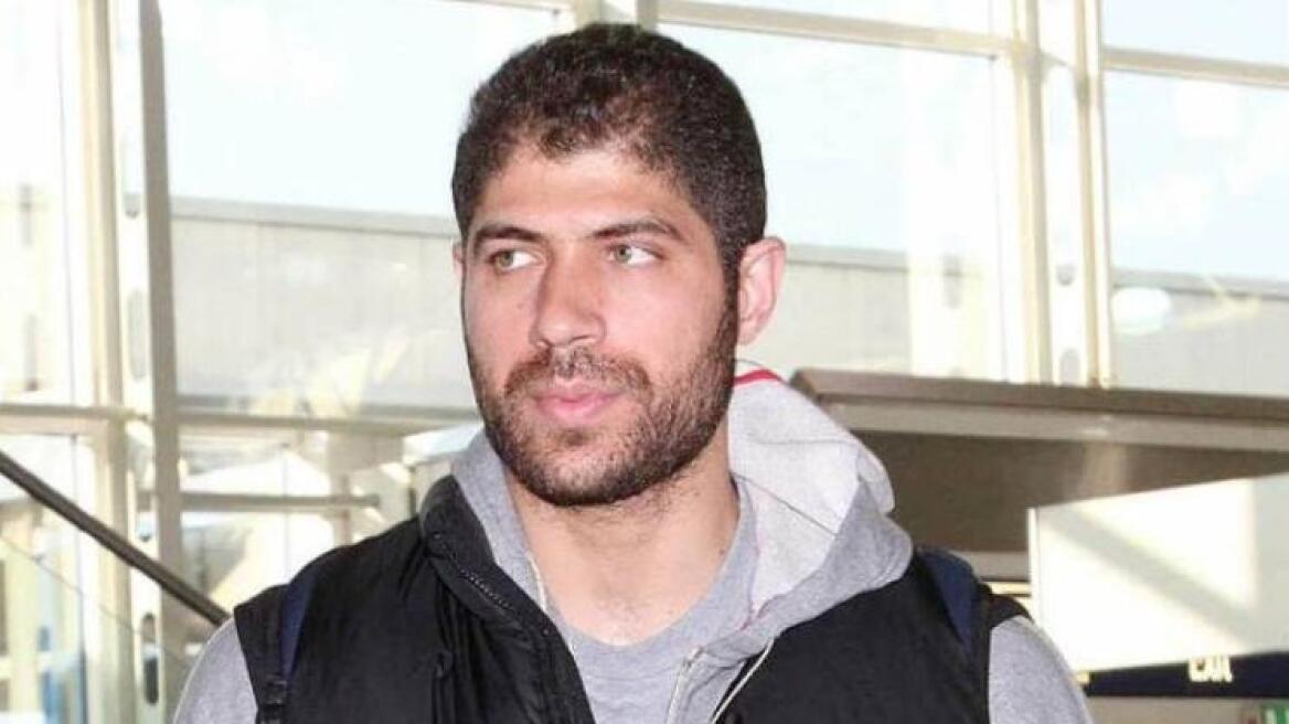 Βασιλόπουλος: «Δεν μπορεί να μη με δει ο γιος μου να παίζω»