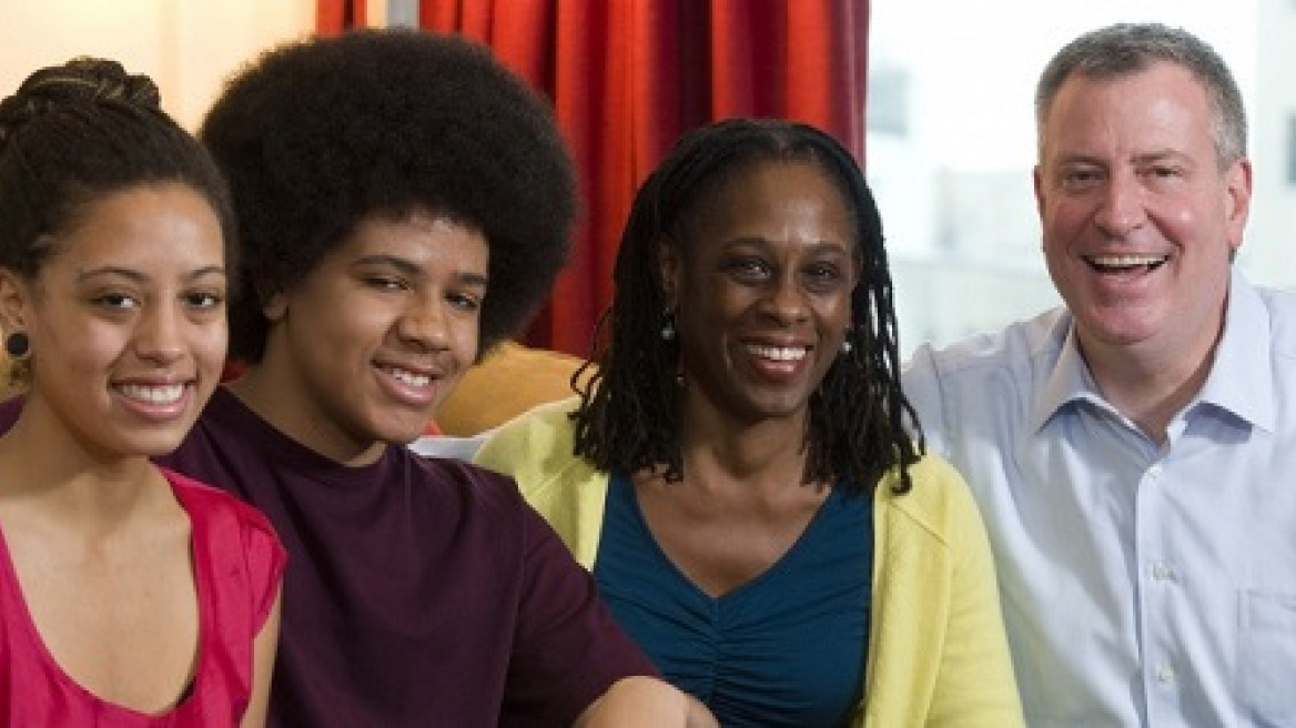 Στις κάλπες οι Νεοϋορκέζοι για την εκλογή του «τεμπέλη» Ντε Μπλάζιο