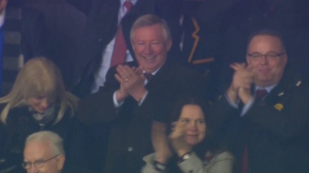 Βίντεο: Σαν να ήταν στον πάγκο ο Σερ Άλεξ!