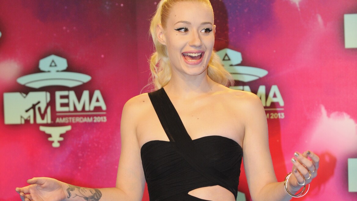 Iggy Azalea: Τα έδειξε πάλι όλα