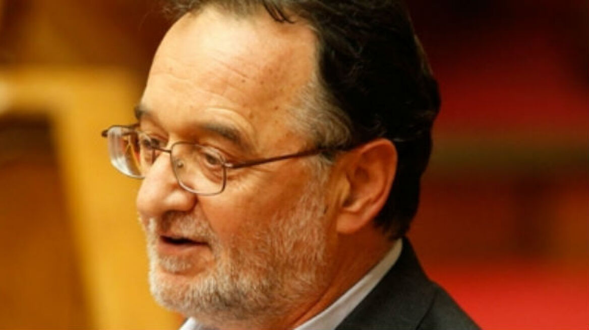 Λαφαζάνης: Καμία σύμπραξη με την κυβέρνηση στο θέμα του προέδρου της Δημοκρατίας