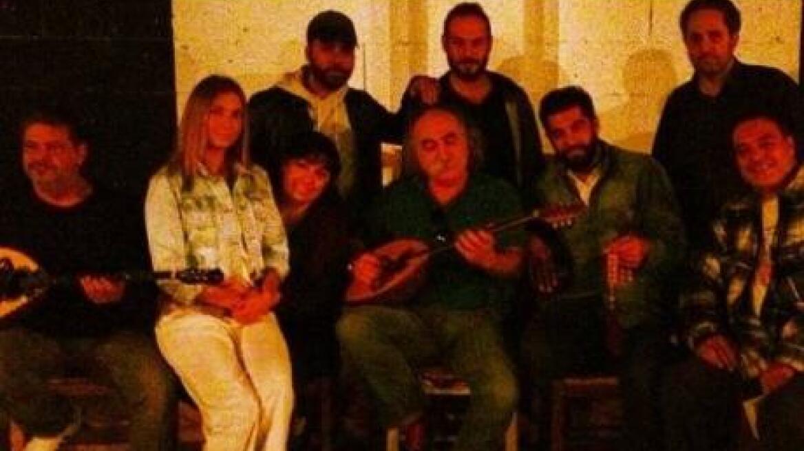 Παραλίγο να μαχαιρώσουν τον Αγάθωνα για μια παραγγελιά!
