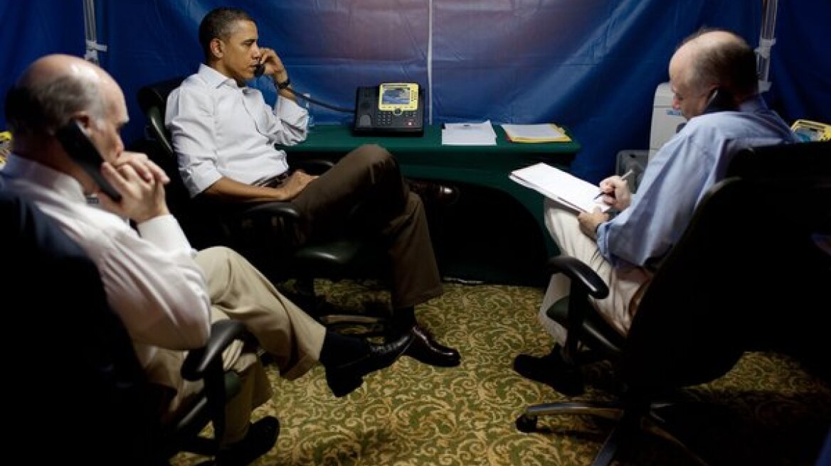 Ο φορητός... κλωβός ασφαλείας του Ομπάμα