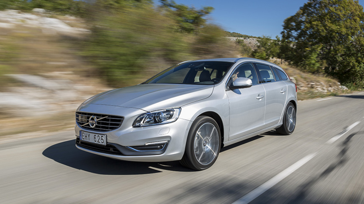 Οδηγούμε τα μεσαία Volvo με τους νέους κινητήρες Drive-E
