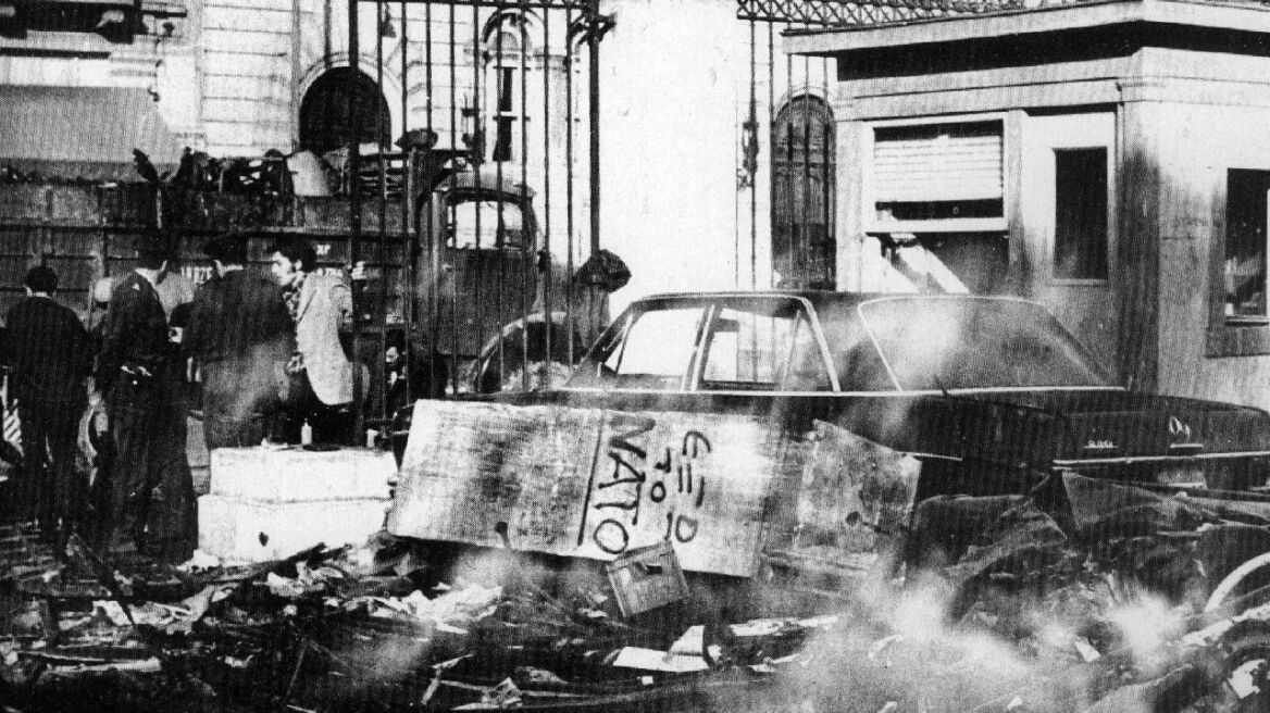 Η 17 Νοέμβρη στην λογοτεχνία
