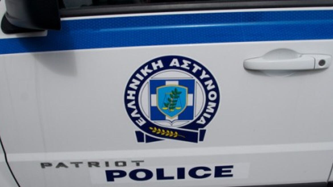 Ζευγάρι τσιγγάνων τρύπωνε στα σπίτια της Θήβας