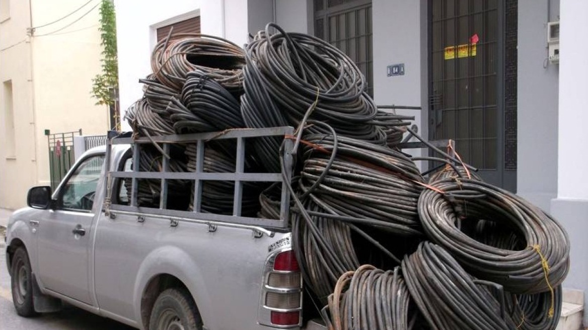 Μαγνησία: Συνελήφθησαν δύο Ρομά για κλοπή και κατοχή ναρκωτικών 