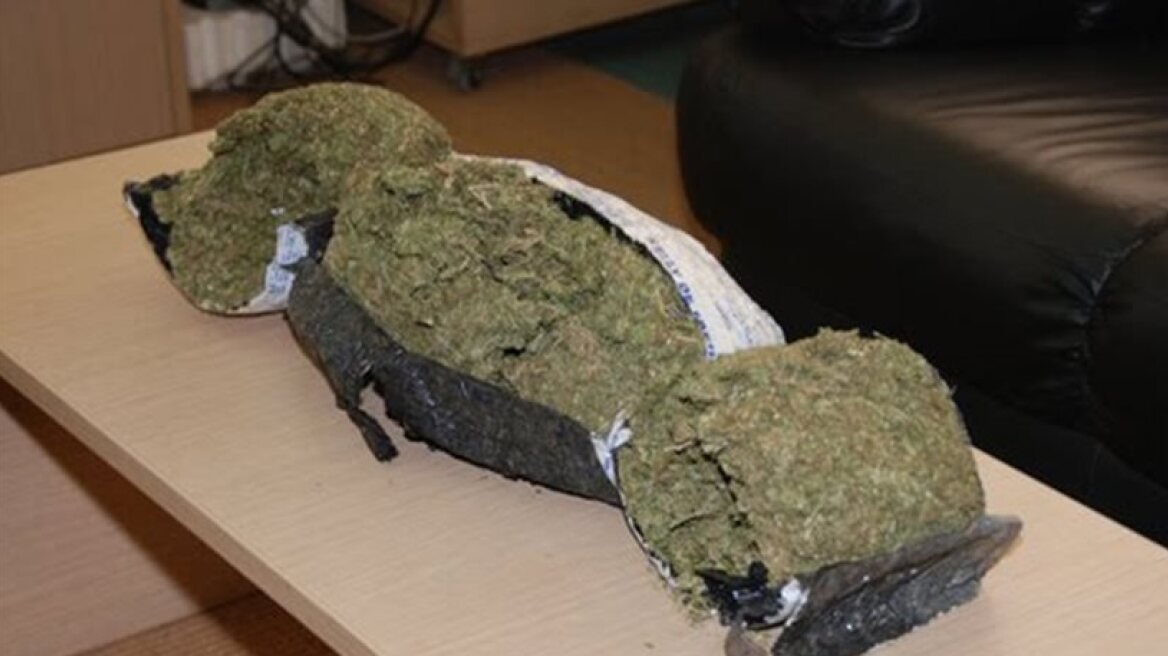 Διακινούσε κάνναβη σε συγγενείς του