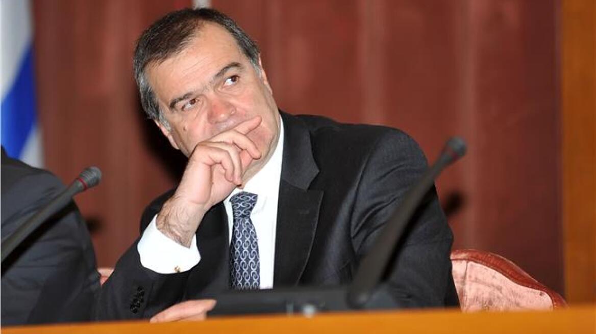 Για πέντε ώρες ζητά να μιλήσει ο Βγενόπουλος στη Βουλή της Κύπρου