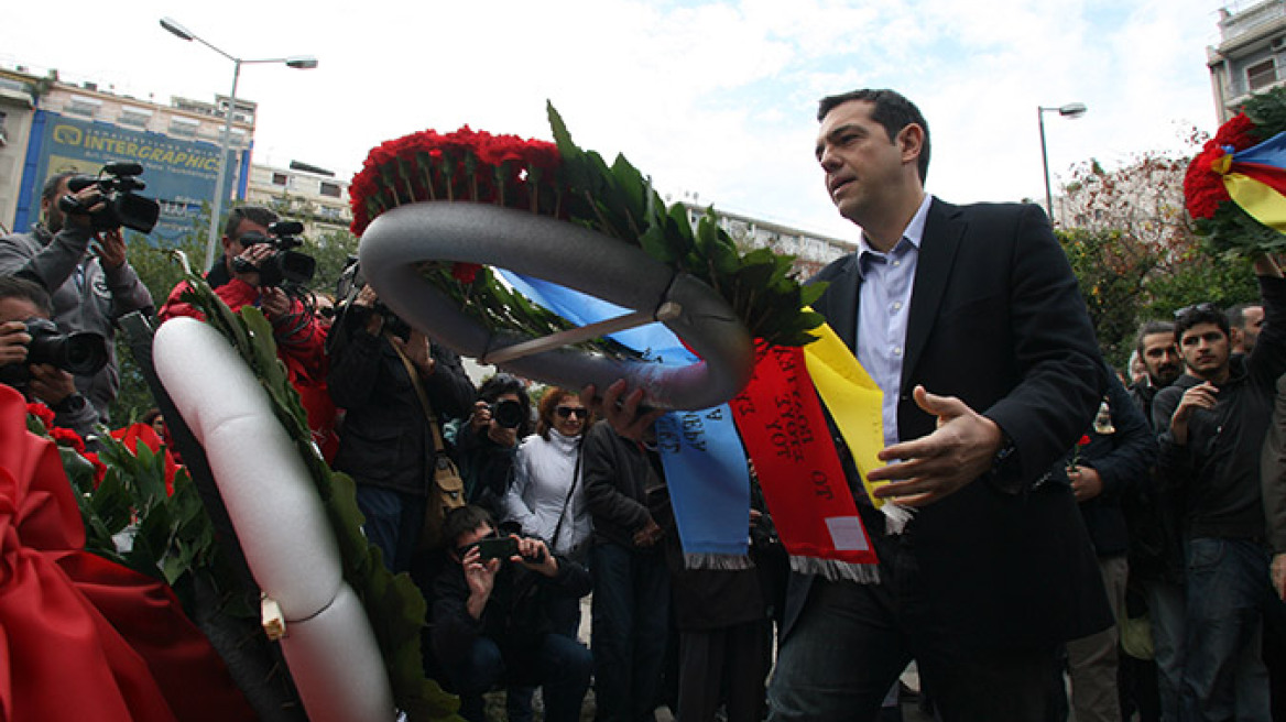 «Όλα θα τα κατακτήσουμε με αγώνες» - Ο Αλέξης Τσίπρας στο Πολυτεχνείο 