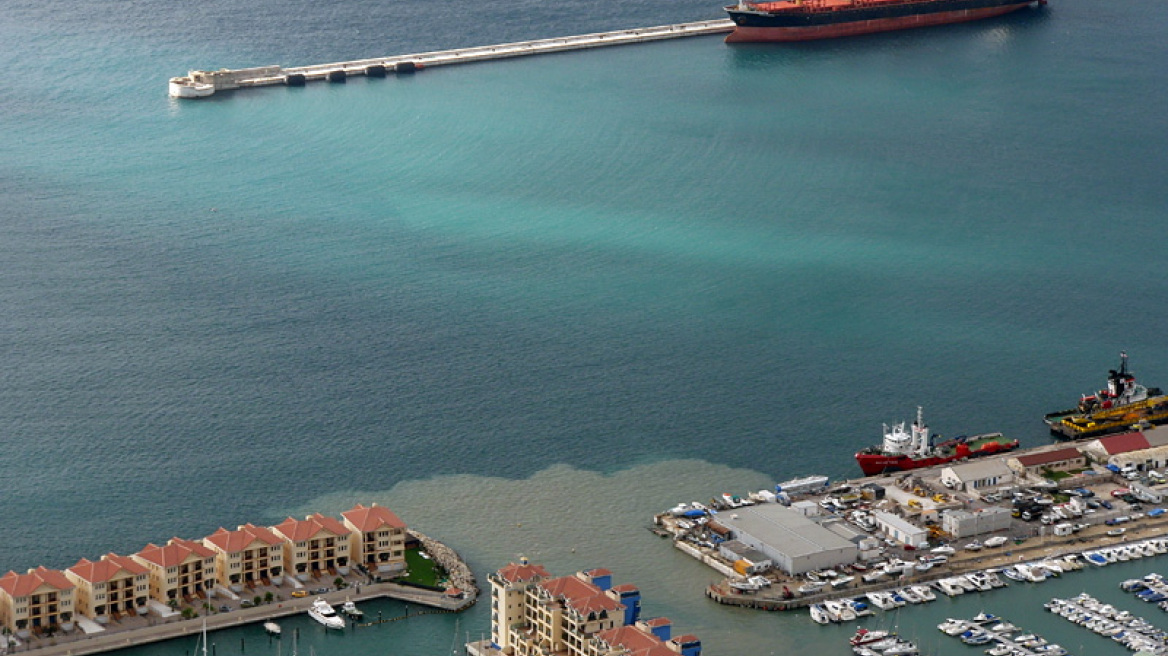 Νέος γύρος έντασης στις σχέσεις Ισπανίας-Αγγλίας λόγω Γιβραλτάρ