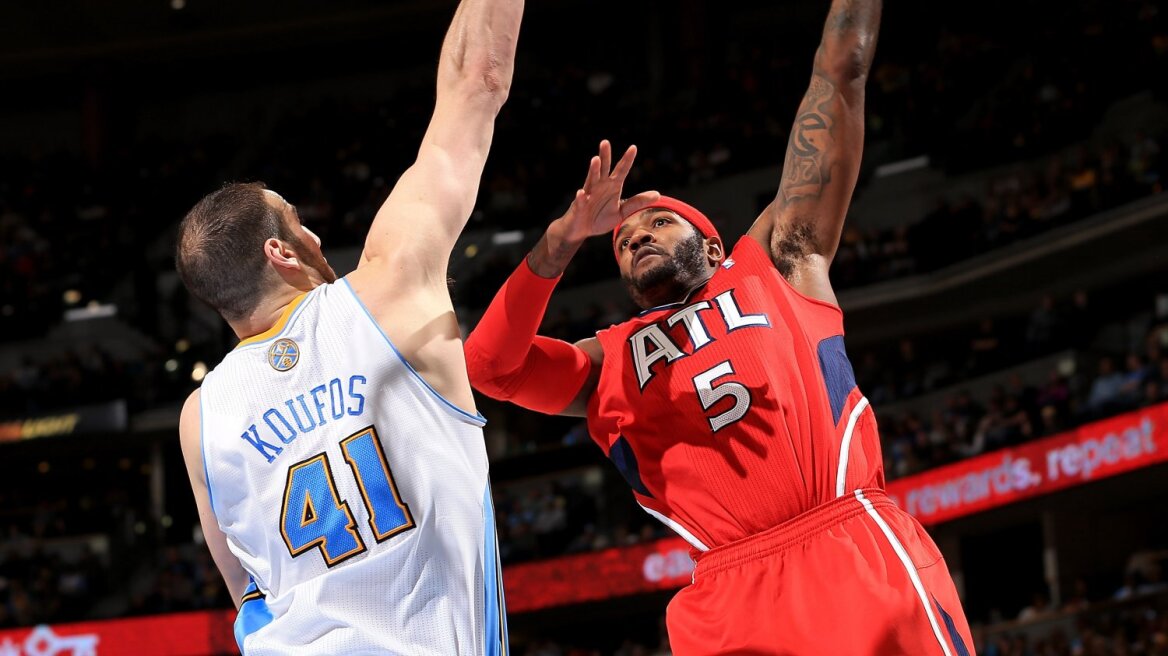 ΝΒΑ: Εκπληκτικός ο Κουφός οδήγησε στη νίκη τους Γκρίζλις 106-102 τους Κλίπερς