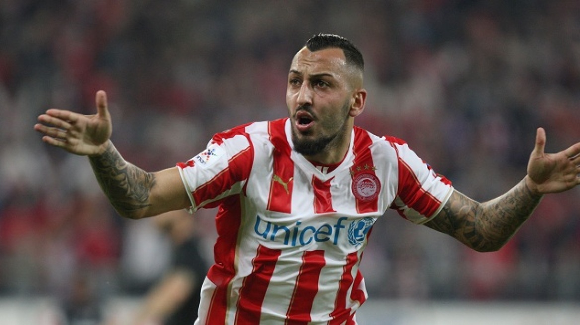 Μνηστήρες από παντού για Μήτρογλου