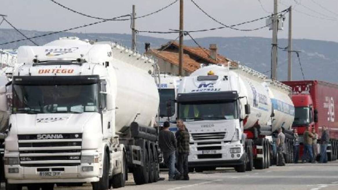 Η «κλειστή» απελευθέρωση των μεταφορών