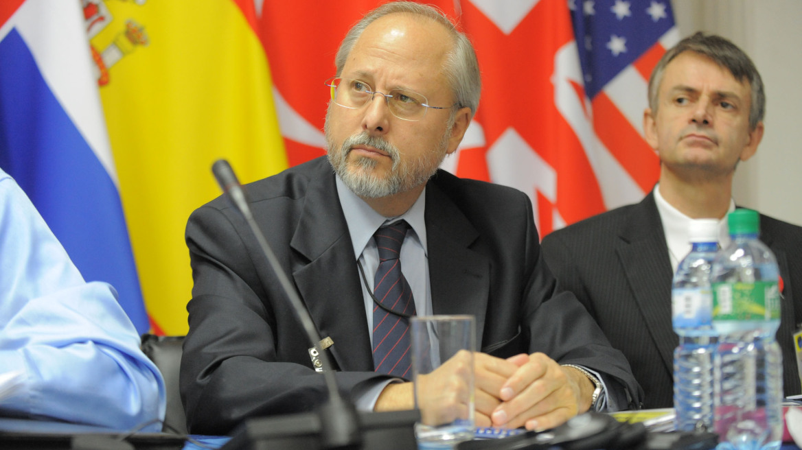 «Η ένταξη της Σερβίας στην ΕΕ δεν συνεπάγεται ένταξη στο ΝΑΤΟ», λέει ο βοηθός ΓΓ της Συμμαχίας