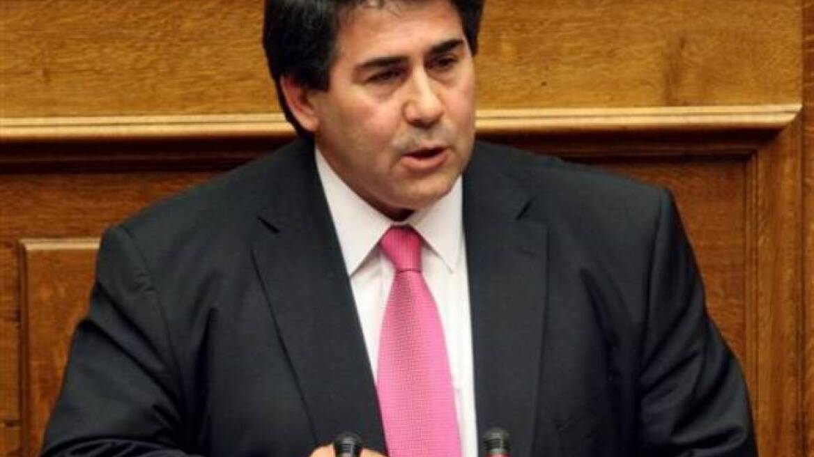 Νέο «χτύπημα» από 17 βουλευτές της ΝΔ για το ασφαλιστικό