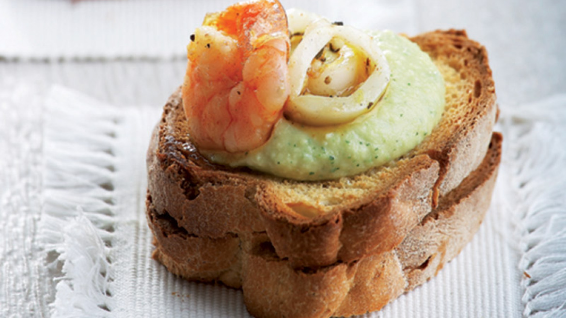 Φάβα με θαλασσινά