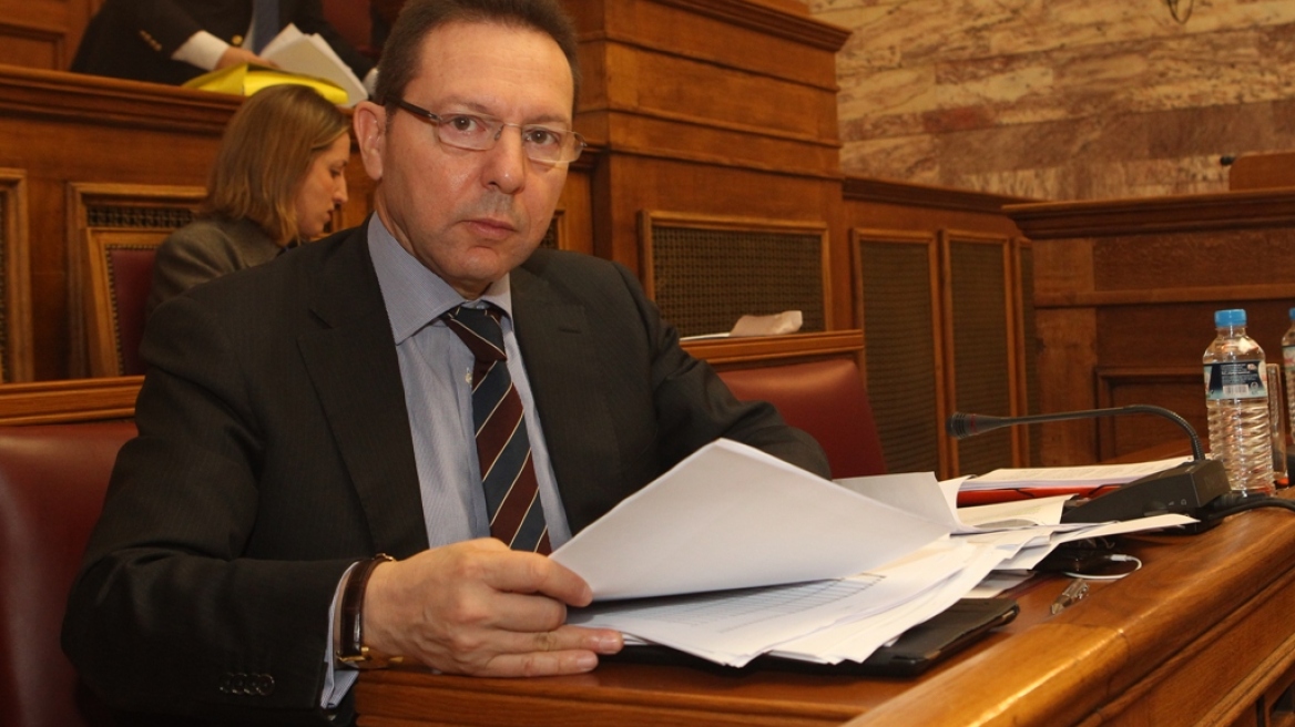 Στουρνάρας: Οι συνεπείς φορολογούμενοι επιβαρύνονται περισσότερο από όσους φοροδιαφεύγουν 