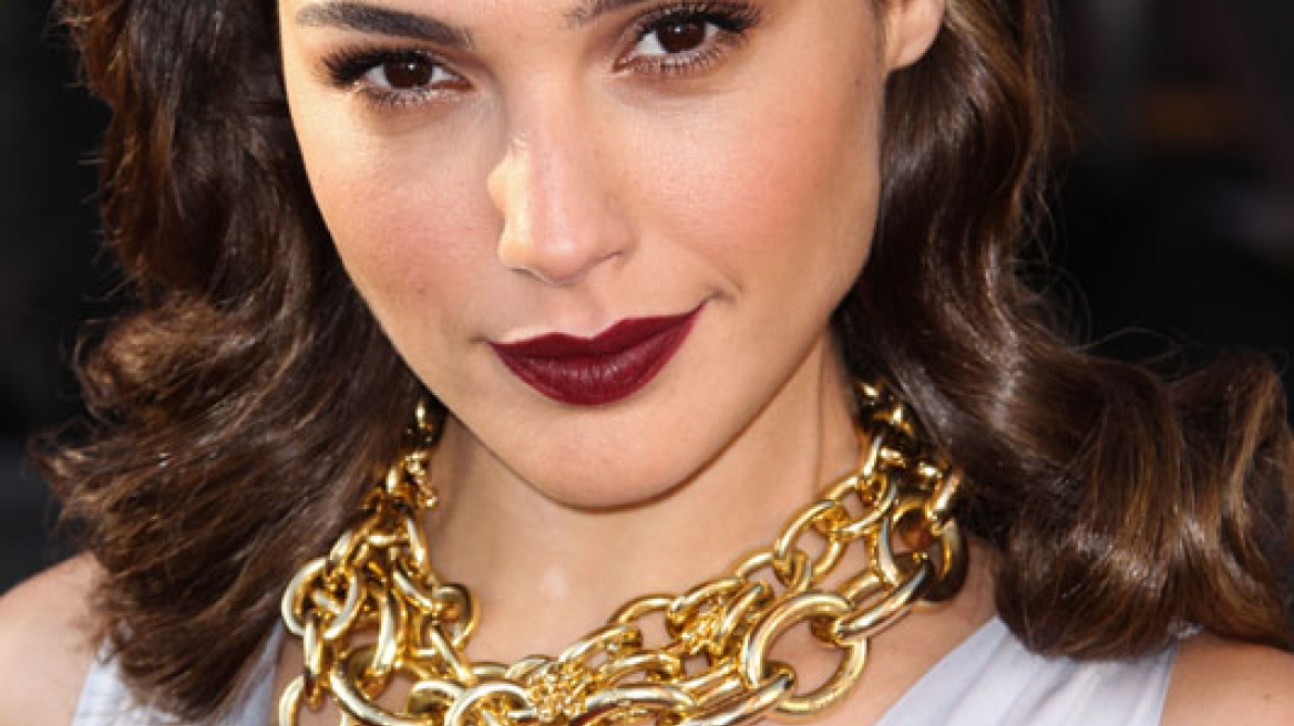 Η Gal Gadot είναι η νέα Wonder Woman