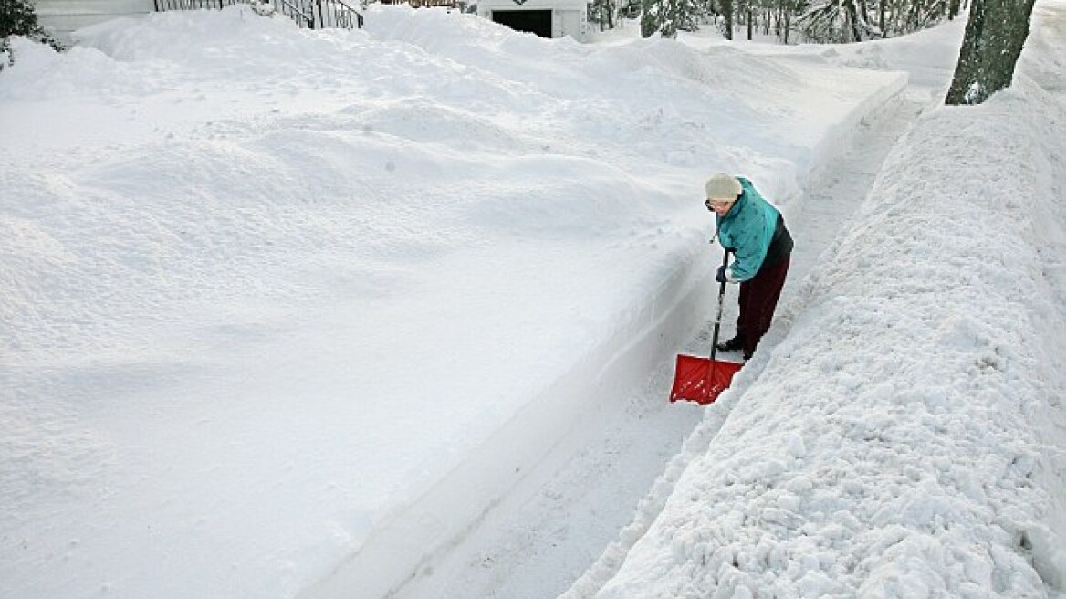 ΗΠΑ: Χιονοθύελλα σαρώνει τη χώρα- Τέσσερις νεκροί