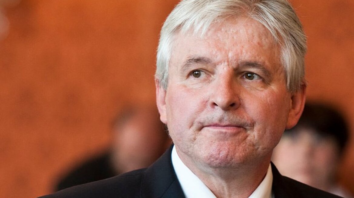 Τσεχία: Δεν έχει καμία όρεξη να πάει στην κηδεία του Μαντέλα ο πρωθυπουργός!