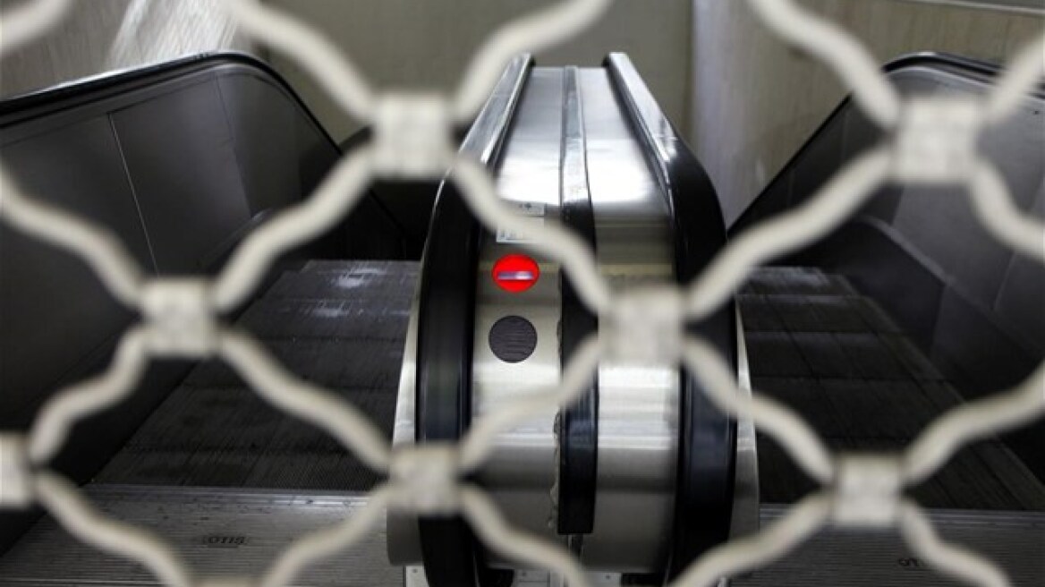 Άνοιξε ο σταθμός του μετρό στο Σύνταγμα