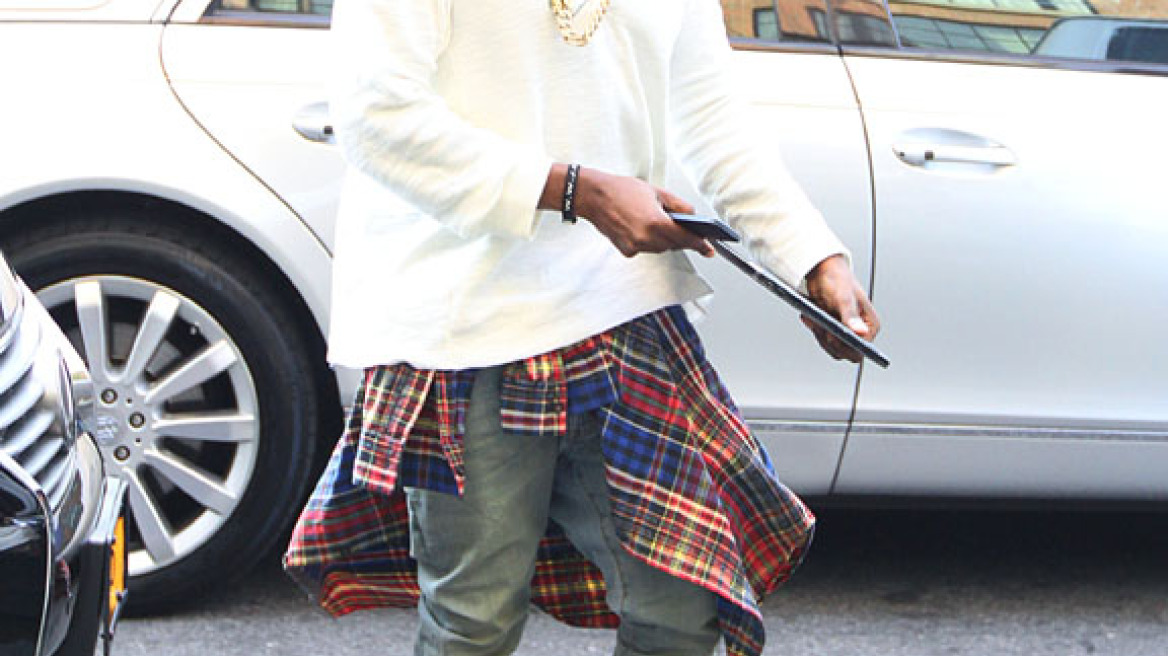 Kanye West: Τραγούδησε σε «άδειο» στάδιο