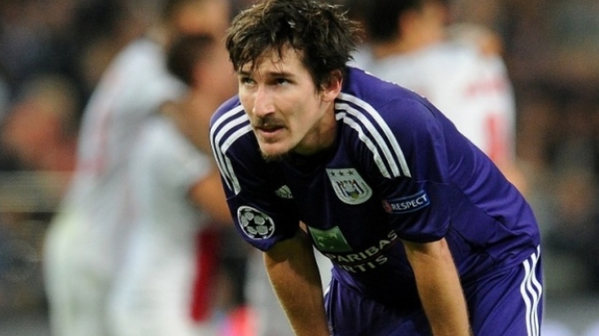 Άντερλεχτ: Ο Κλιέσταν διέψευσε τις πληροφορίες ότι πάσχει από καρκίνο