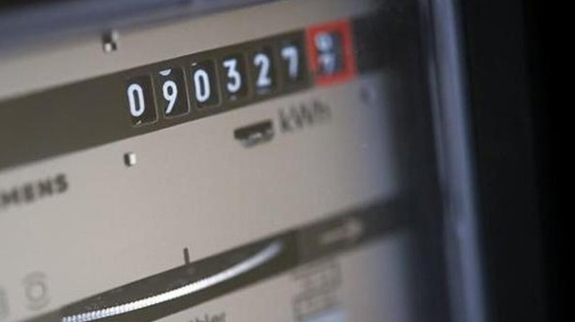 ΥΠΕΚΑ: Προχωρά η επιχείρηση για την ηλεκτροδότηση ευπαθών ομάδων