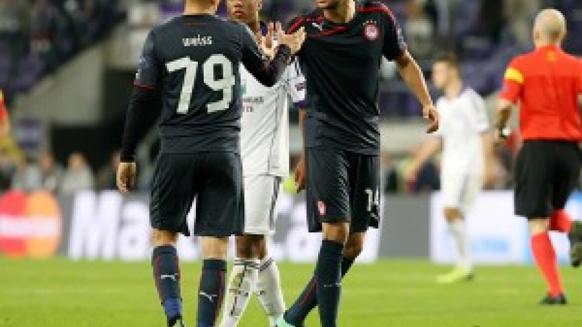 Με την ίδια φανέλα ο Θρύλος... για γούρι