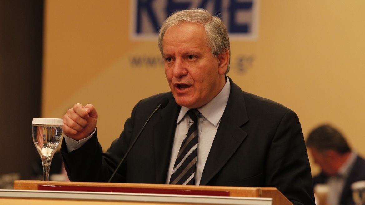 Ασκούνης: «Εδώ κινδυνεύουν ζωές και η ΔΕΗ μιλά για προσωπικά δεδομένα»