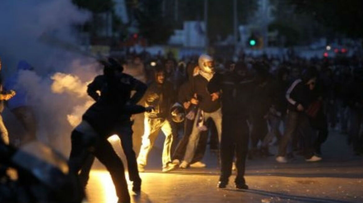 Θεσσαλονίκη: Συμπλοκές μεταξύ οπαδών του ΠΑΟΚ και του Άρη