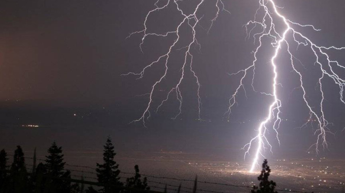 Έρχονται ισχυρές βροχές και καταιγίδες 