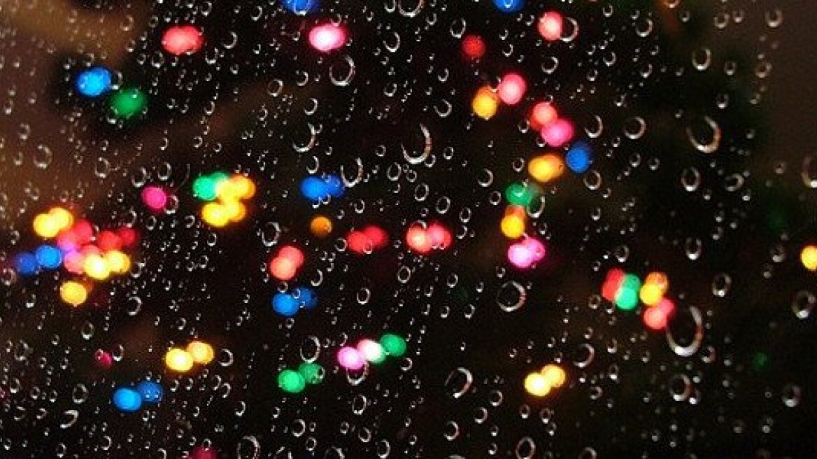 Βροχερός και σήμερα ο καιρός 