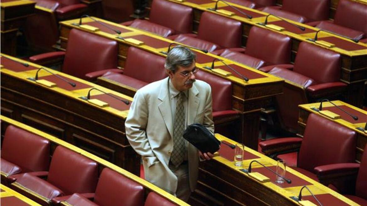 Xρ. Λαζαρίδης: Κάποιοι θέλουν να «φάνε» τον Στουρνάρα 