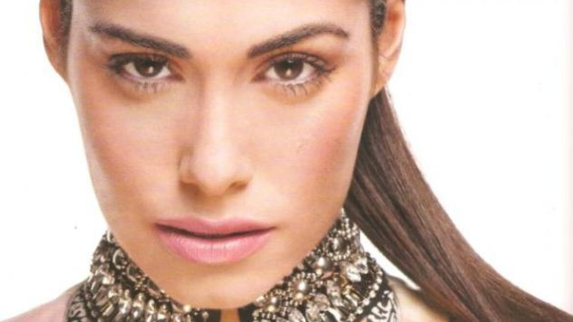 Η Θωμαή Απέργη σε ρόλο μοντέλου 