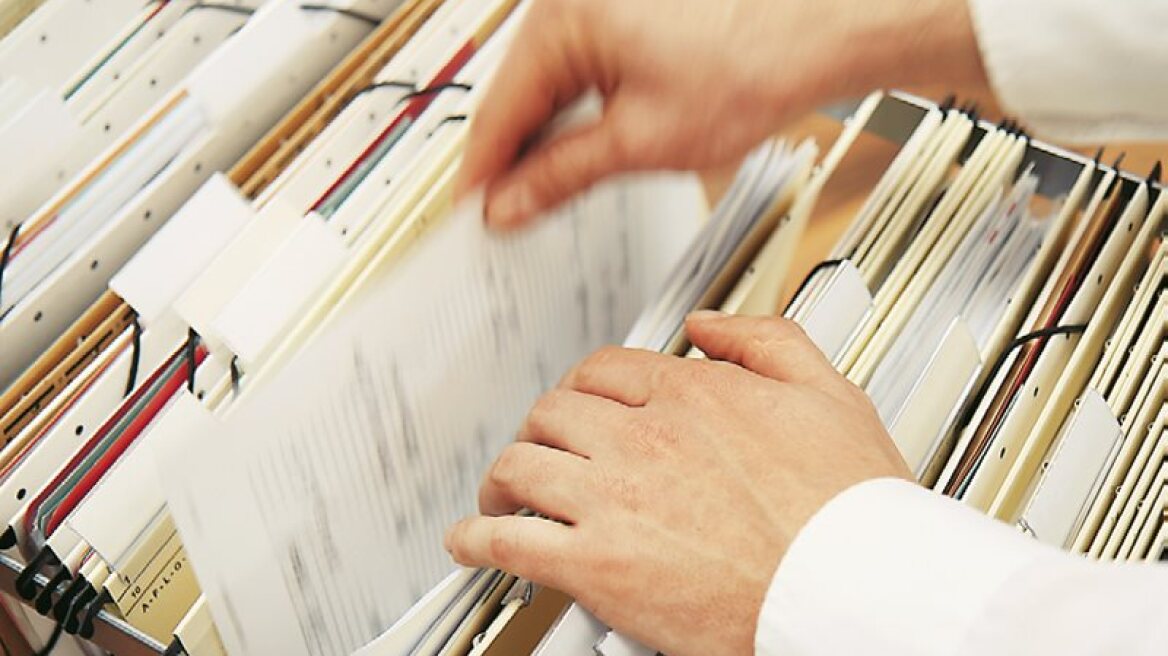 Έρχεται το νομοσχέδιο για το κλείσιμο δώδεκα οργανισμών