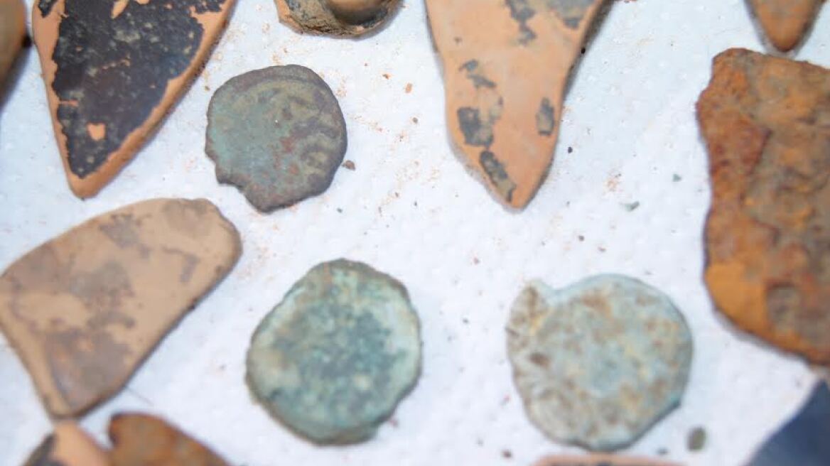 Έπιασαν αρχαιοκάπηλο μετά τη λαθρανασκαφή στην Άρτα 