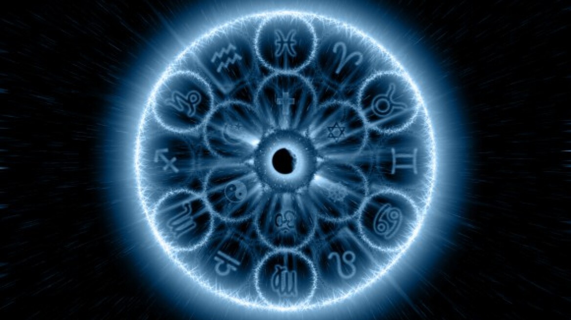 Ζώδια: Τι λένε τα άστρα για την καινούρια χρονιά;