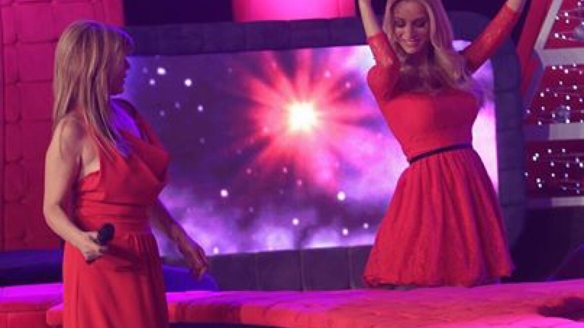 Όλα τρέλα: Το τσιφτετέλι της Δούκισσας Νομικού