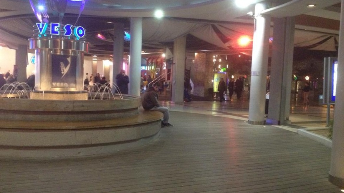 Πάτρα: Έδιωξαν τους ληστές πετώντας... τασάκια!